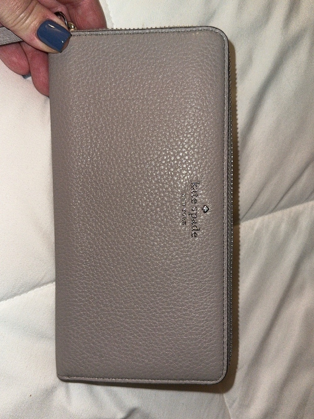 kate spade Leather Zip Wallet in Taupe Gray